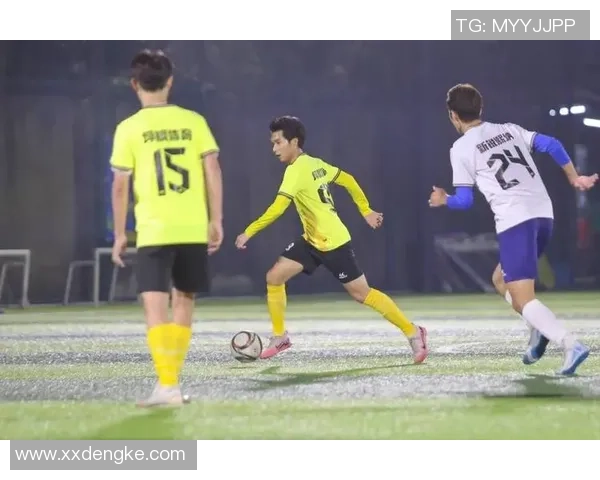 亚洲足球赛盛况空前各国球队争辉展现足球魅力与激情的巅峰对决