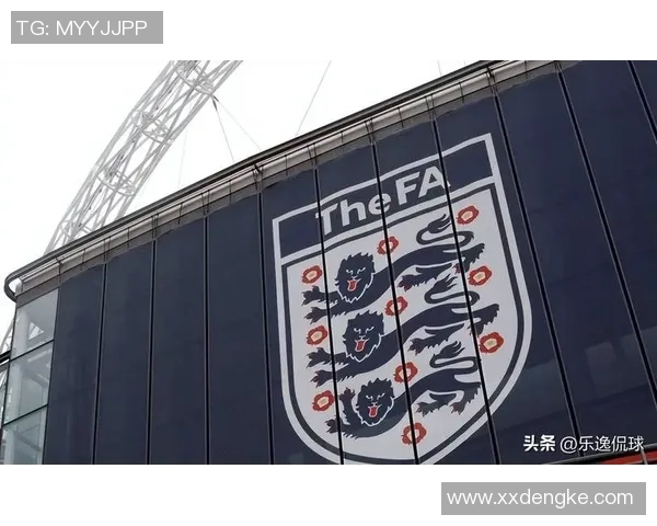 足球上篇：探讨足球的起源发展与全球影响力的深度分析